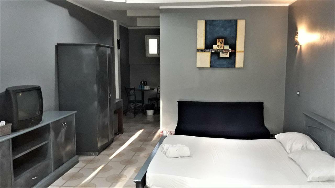 The Guest House - Apartment Phuket Buitenkant foto